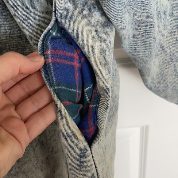 Vintage Oversized Acid Washed Denim Jean Jacket - Picture 7 of 16